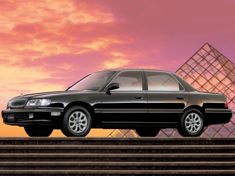  Hyundai Grandeur 1992 года  (фото 4 из 4)